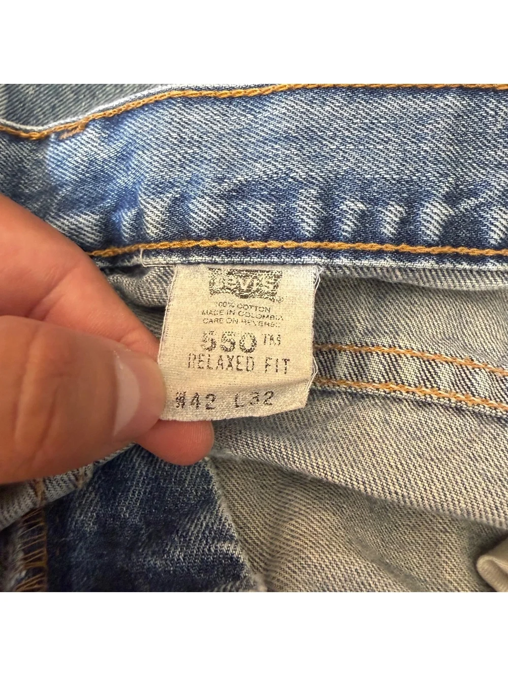 Vintage Levi's 550 Relaxed Fit Jeans Mens 42x32 Blue